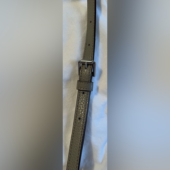 Ralph Lauren 👜 purse, gray pebbled leather with adjustable over shoulder strap - Picture 9 of 9